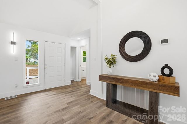 7015 Chelsea Day Lane, Tega Cay, SC 29708