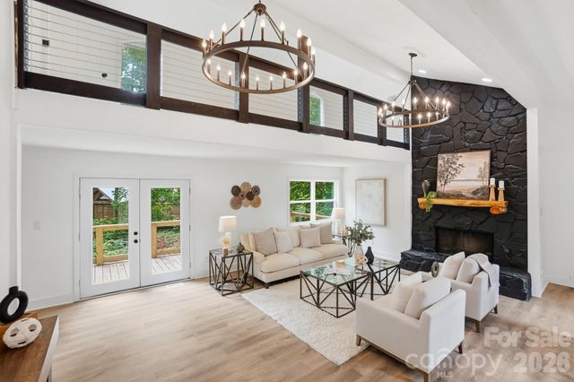 7015 Chelsea Day Lane, Tega Cay, SC 29708
