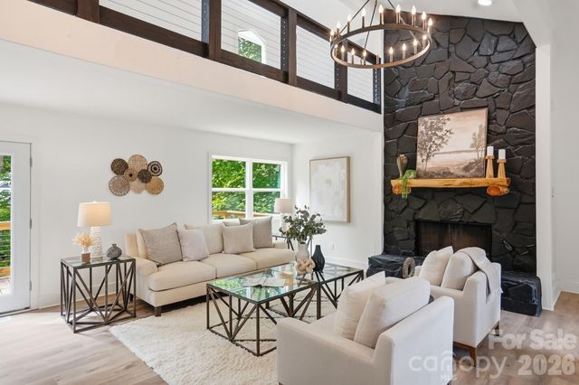 7015 Chelsea Day Lane, Tega Cay, SC 29708