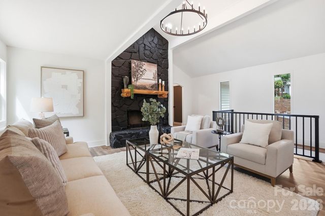 7015 Chelsea Day Lane, Tega Cay, SC 29708