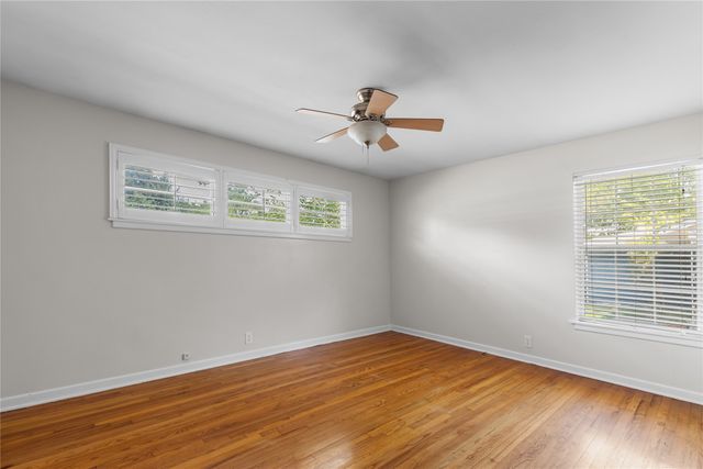 1710 W College Street, Sherman, TX 75092