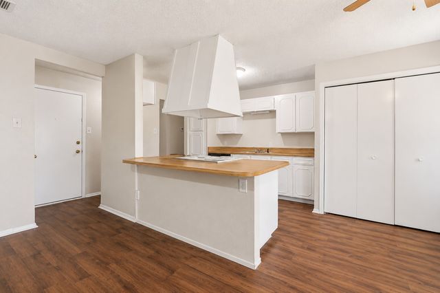 616 Reveille Road, Fort Worth, TX 76108