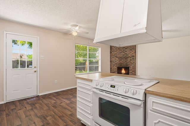 616 Reveille Road, Fort Worth, TX 76108