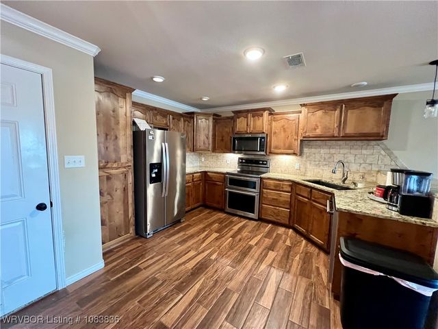 930 Mattox Lane, Sallisaw, OK 74955