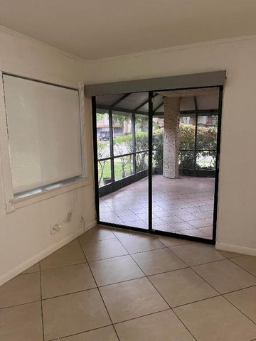 208 Wimbledon Lake Drive 208, Plantation, FL 33324