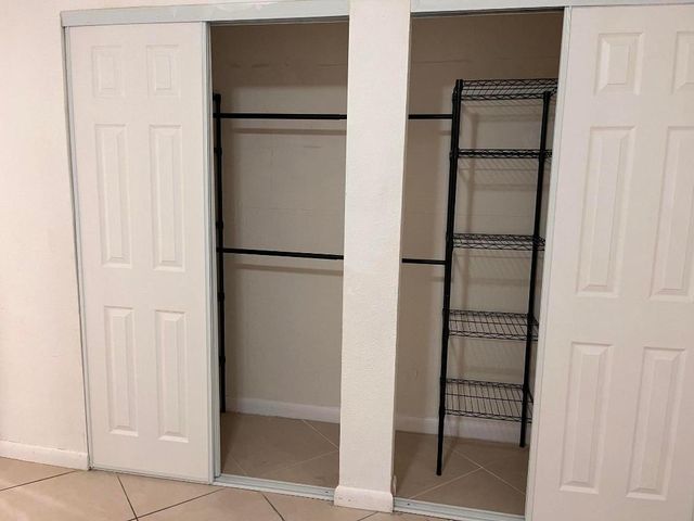 208 Wimbledon Lake Drive 208, Plantation, FL 33324