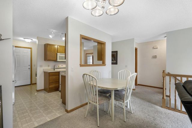 10450 64th Way NE, Albertville, MN 55301