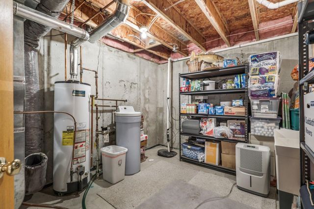 10450 64th Way NE, Albertville, MN 55301