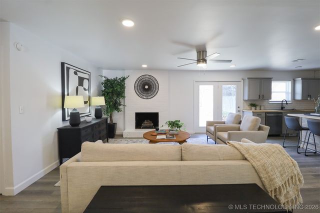 1716 S 1st Street, Broken Arrow, OK 74012