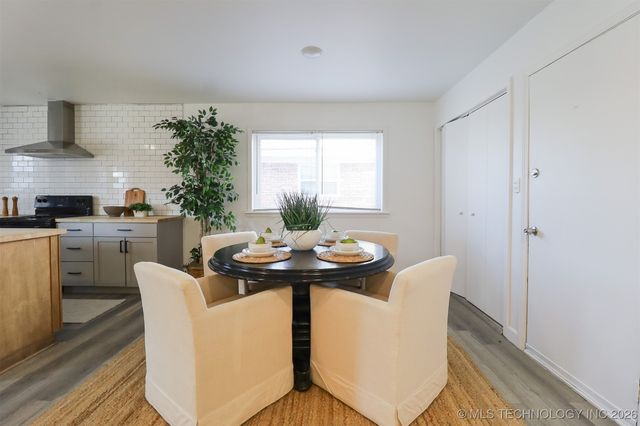 1716 S 1st Street, Broken Arrow, OK 74012