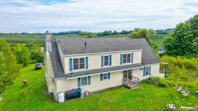 70 Mulberry Lane, Milton, NY 12547