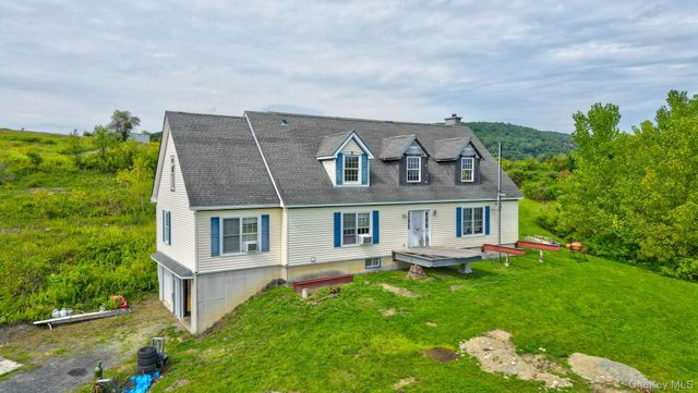70 Mulberry Lane, Milton, NY 12547