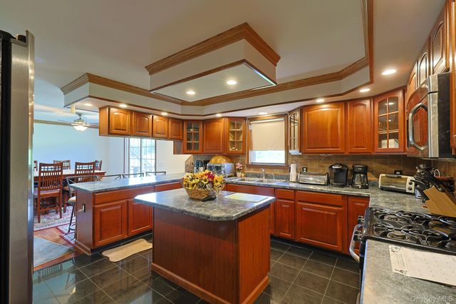 70 Mulberry Lane, Milton, NY 12547