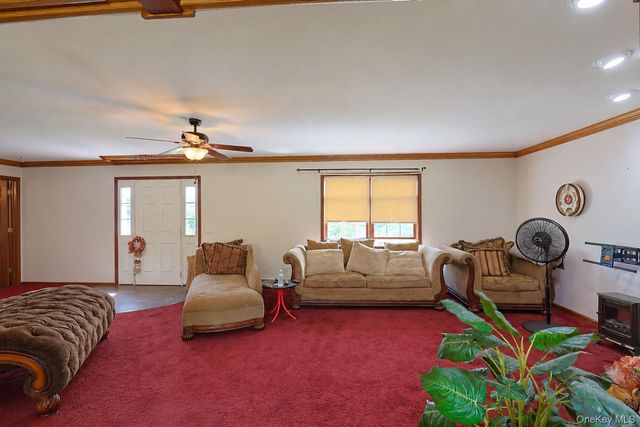 70 Mulberry Lane, Milton, NY 12547