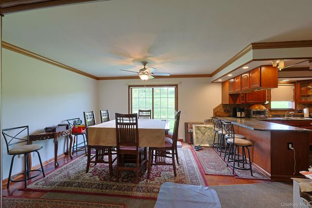 70 Mulberry Lane, Milton, NY 12547