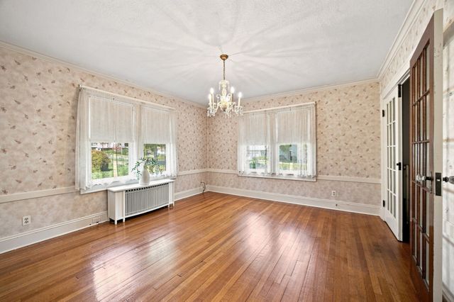 45 Ohio Ave, West Springfield, MA 01089