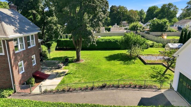 45 Ohio Ave, West Springfield, MA 01089