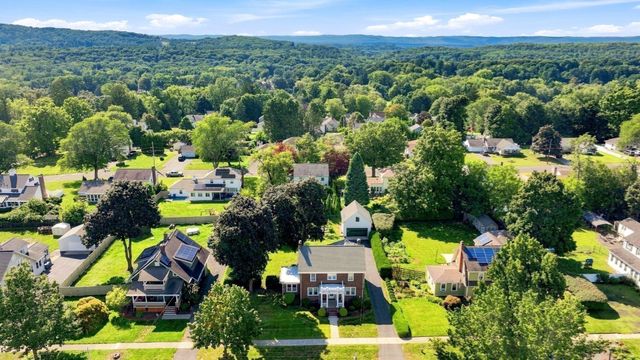 45 Ohio Ave, West Springfield, MA 01089