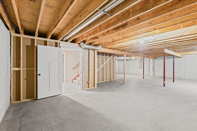 704 Isabella Drive, Mahomet, IL 61853