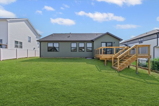 704 Isabella Drive, Mahomet, IL 61853