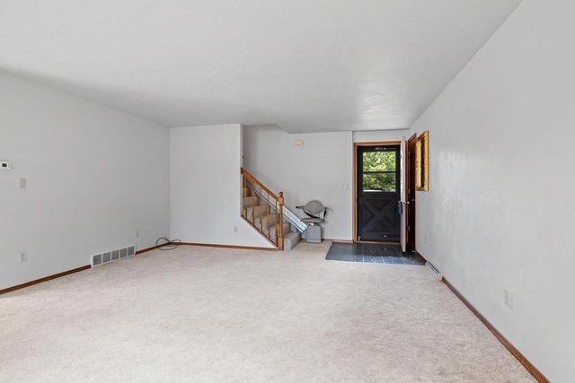 1043 COPPENS ROAD, Green Bay, WI 54303
