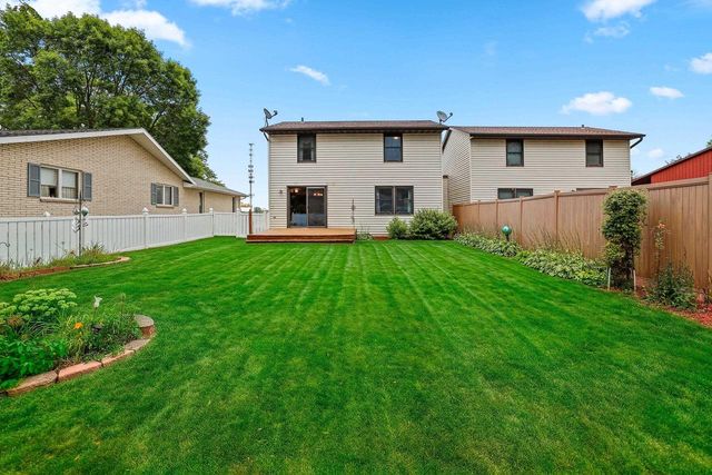 1043 COPPENS ROAD, Green Bay, WI 54303