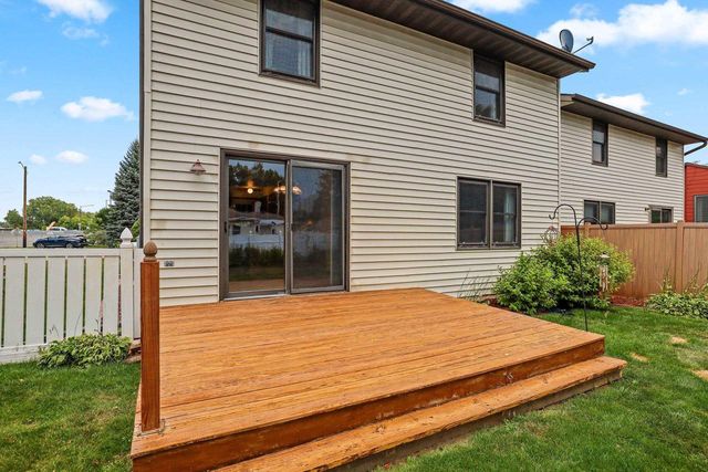 1043 COPPENS ROAD, Green Bay, WI 54303