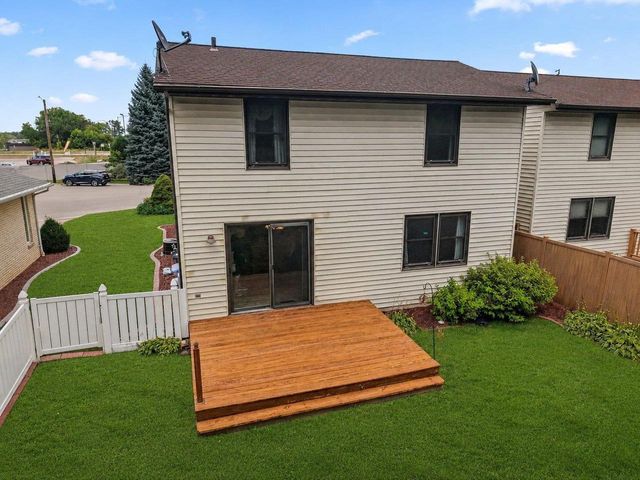 1043 COPPENS ROAD, Green Bay, WI 54303