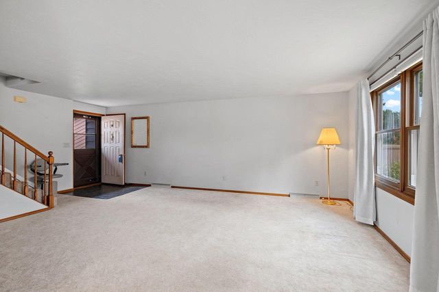 1043 COPPENS ROAD, Green Bay, WI 54303