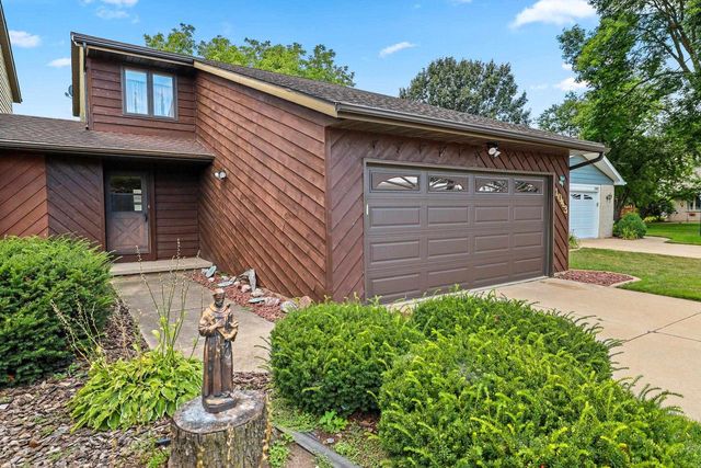 1043 COPPENS ROAD, Green Bay, WI 54303