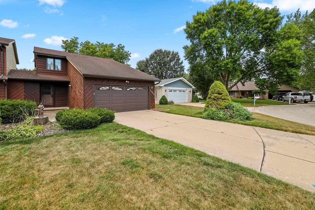 1043 COPPENS ROAD, Green Bay, WI 54303