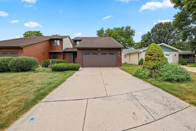1043 COPPENS ROAD, Green Bay, WI 54303