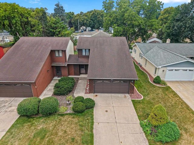 1043 COPPENS ROAD, Green Bay, WI 54303