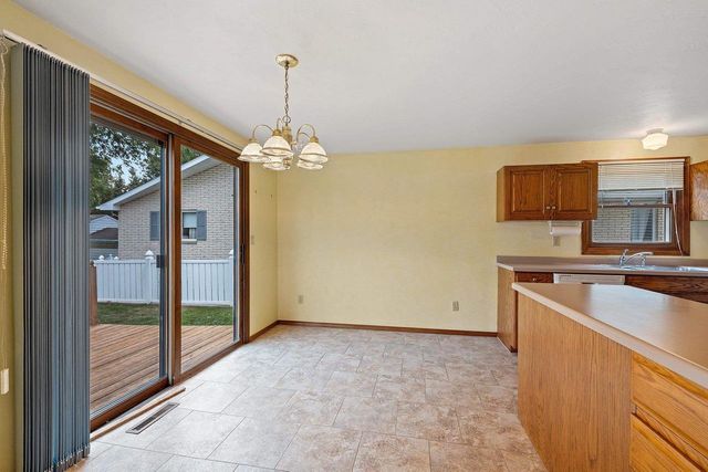 1043 COPPENS ROAD, Green Bay, WI 54303