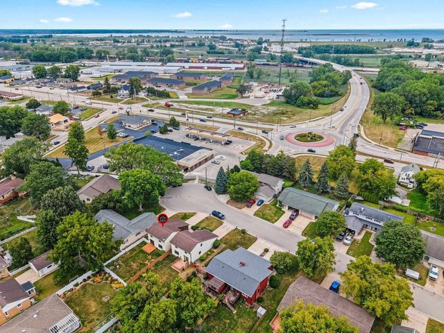 1043 COPPENS ROAD, Green Bay, WI 54303