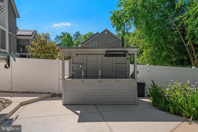 209 OLIVIA LN, Severna Park, MD 21146