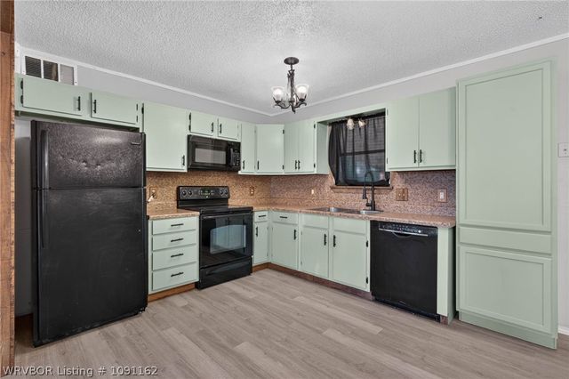 2908 Madeline Drive, Van Buren, AR 72956