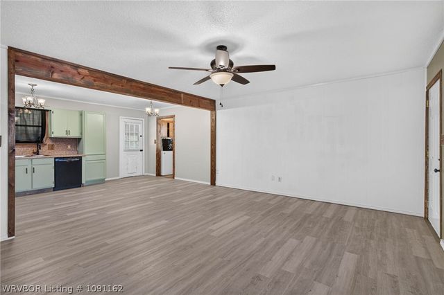 2908 Madeline Drive, Van Buren, AR 72956