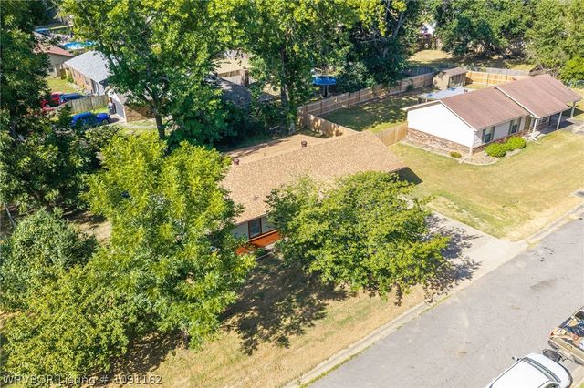 2908 Madeline Drive, Van Buren, AR 72956