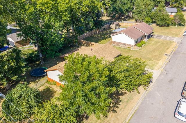 2908 Madeline Drive, Van Buren, AR 72956