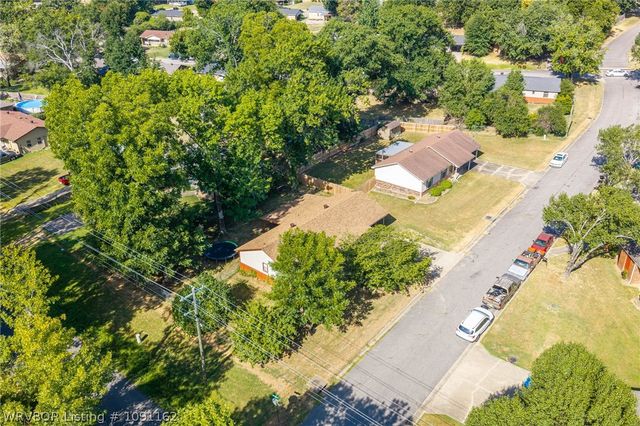 2908 Madeline Drive, Van Buren, AR 72956