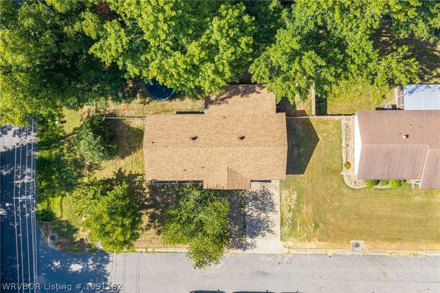 2908 Madeline Drive, Van Buren, AR 72956