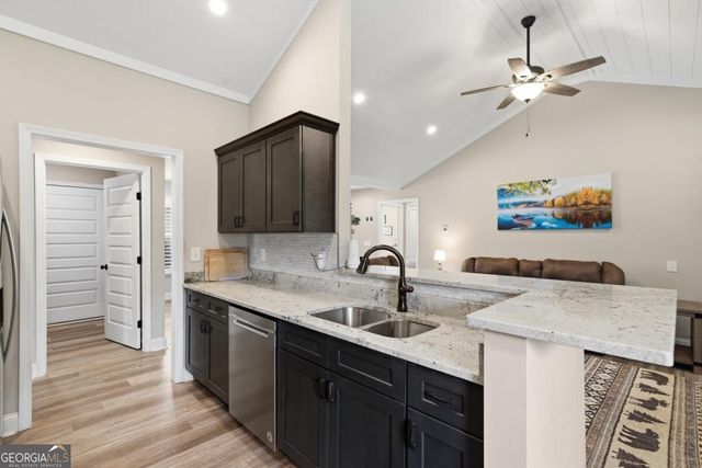 151 Old South Drive, Ellijay, GA 30540