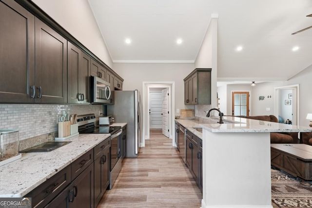 151 Old South Drive, Ellijay, GA 30540