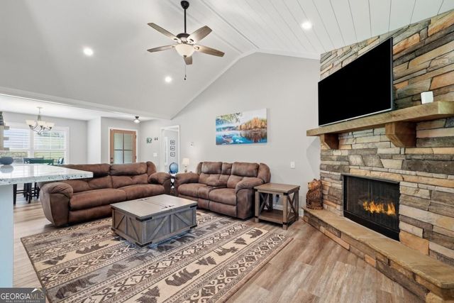 151 Old South Drive, Ellijay, GA 30540