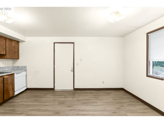 9208 Ne 27TH St, Vancouver, WA 98662