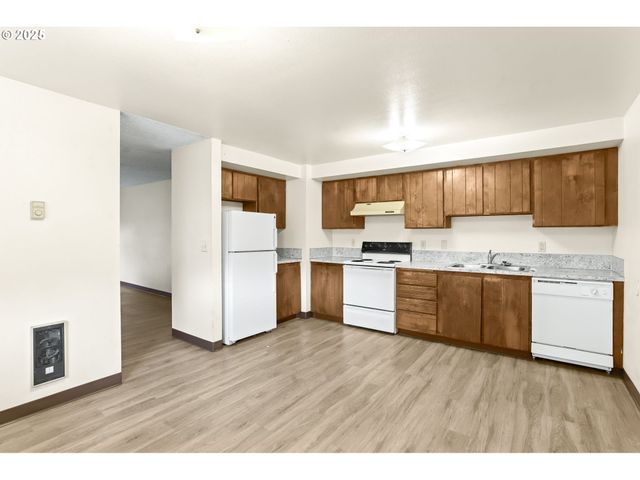 9208 Ne 27TH St, Vancouver, WA 98662