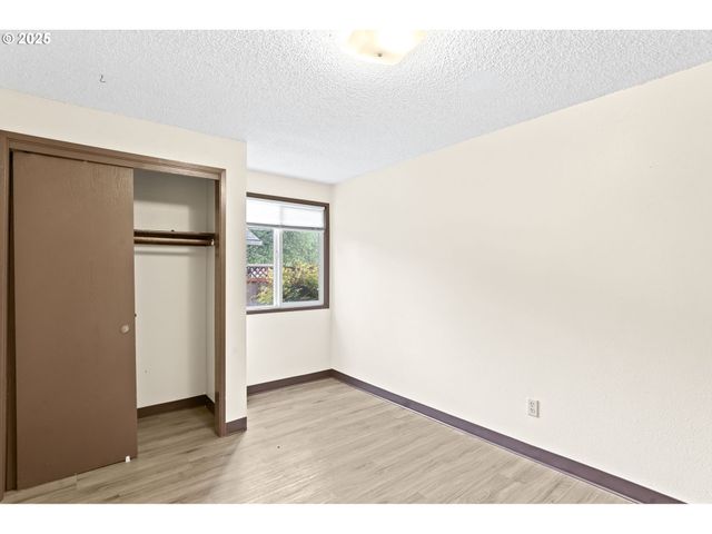 9208 Ne 27TH St, Vancouver, WA 98662