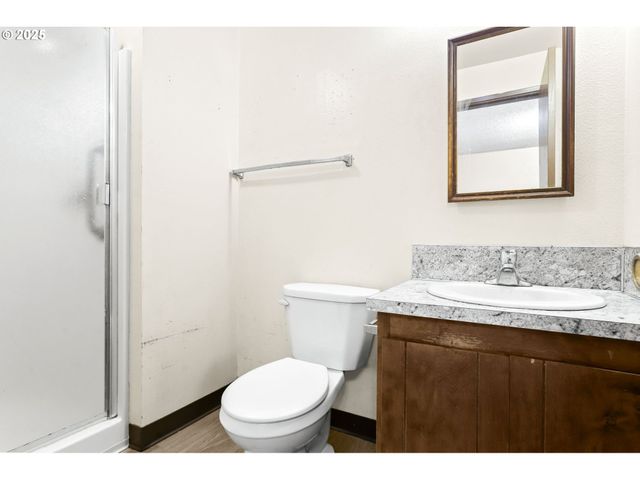 9208 Ne 27TH St, Vancouver, WA 98662