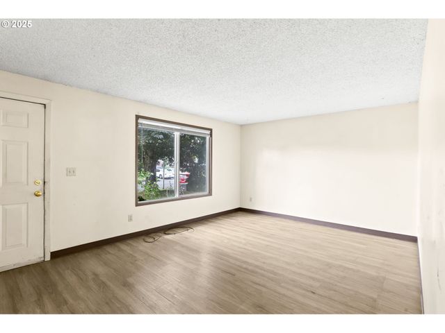 9208 Ne 27TH St, Vancouver, WA 98662